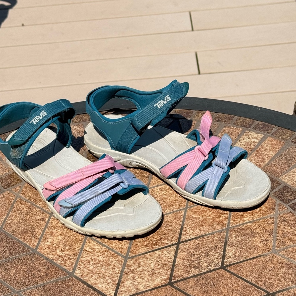 Teva Tirra Hiking Sandals Blue Pink Purple Gray Womens 7.5 UK 5.5 EU 38.5 - Picture 2 of 3